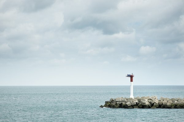 Comparatif des balises de détresse et de communication pour l'aventure
